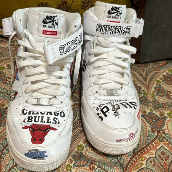 Supreme Nike Air Force 1 - Picture 1 of 10